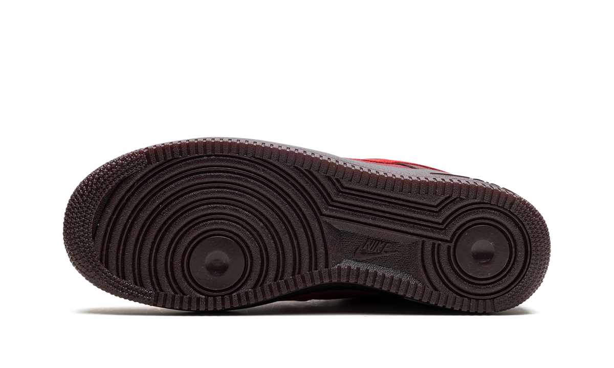 Air Force 1 Low "Layers of Love" FZ4033 657