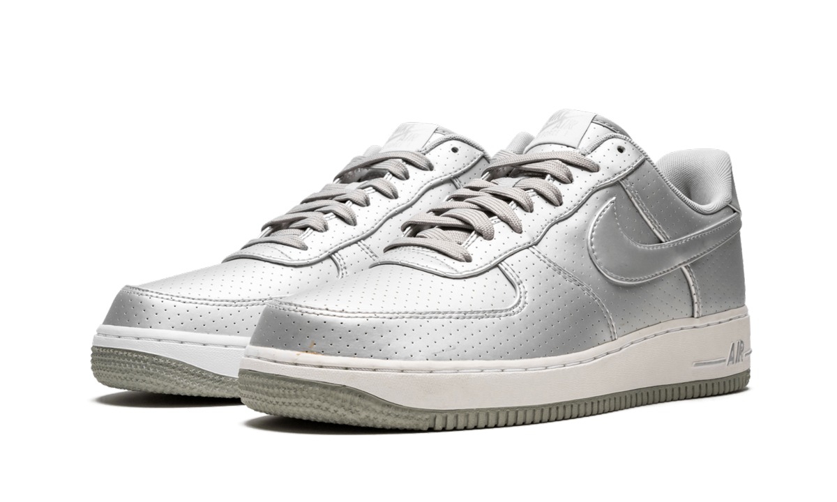 Air Force 1 '07 LV8 "SILVER" 718152 013