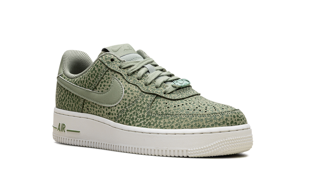 AIR FORCE 1 '07 WMNS "Green" FV6519-200
