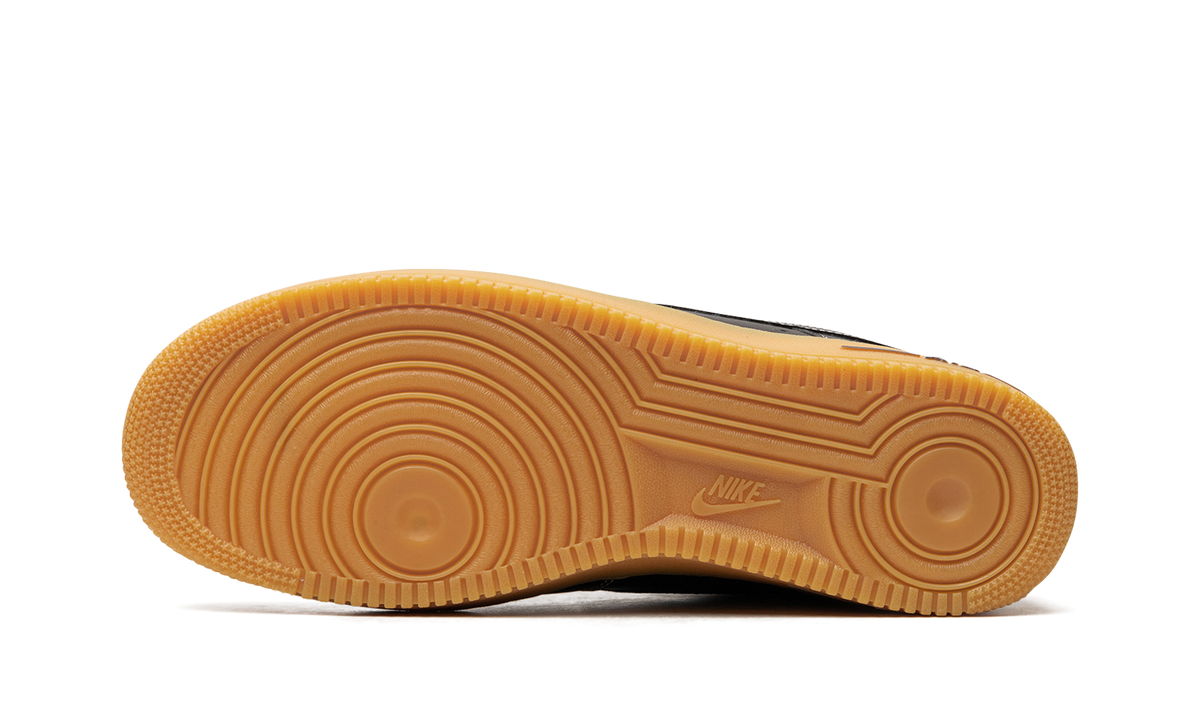 Air Force 1 "Black/Sail/Gum" 488298 067