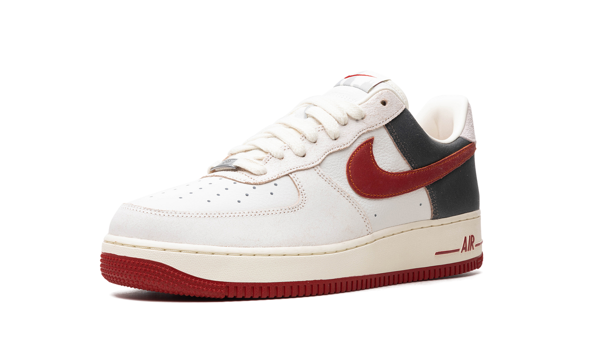 Air Force 1 Low "Chicago" FQ8743 121
