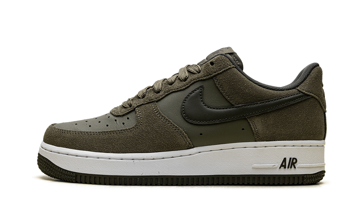 Air Force 1 Low '07 LV8 "Medium Olive White" IB6388 200