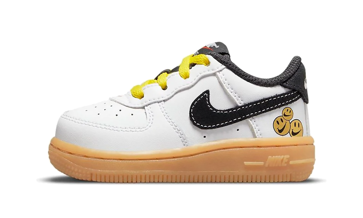 Air Force 1 Low '07 LV8 TD "Go The Extra Smile" DO5863 100