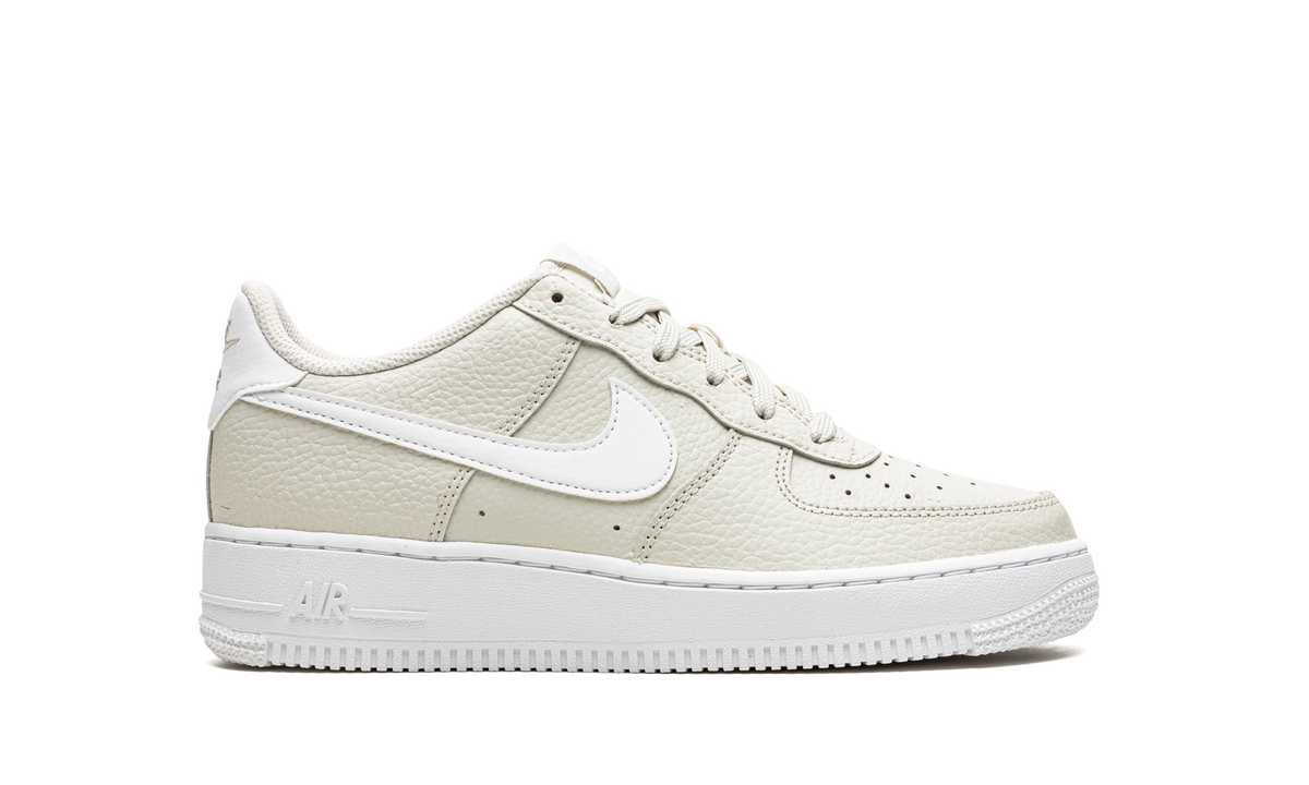 Air Force 1 GS "Light Bone" CT3839 001