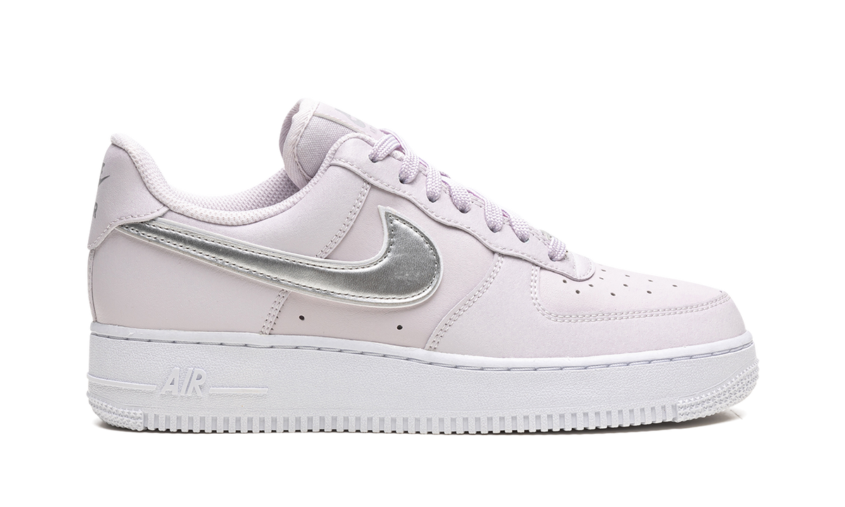 AIR FORCE 1 '07 ESS MNS WMNS "Venice / Metallic Silver" DD1523 500