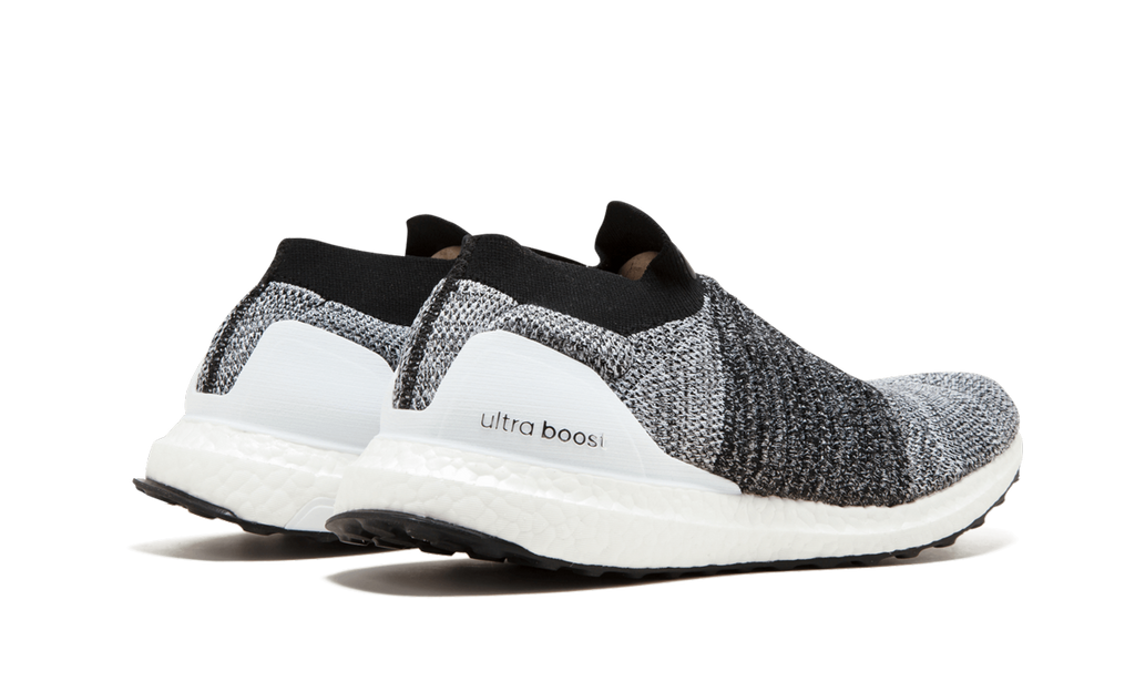 UltraBoost Laceless "Oreo" BB6141