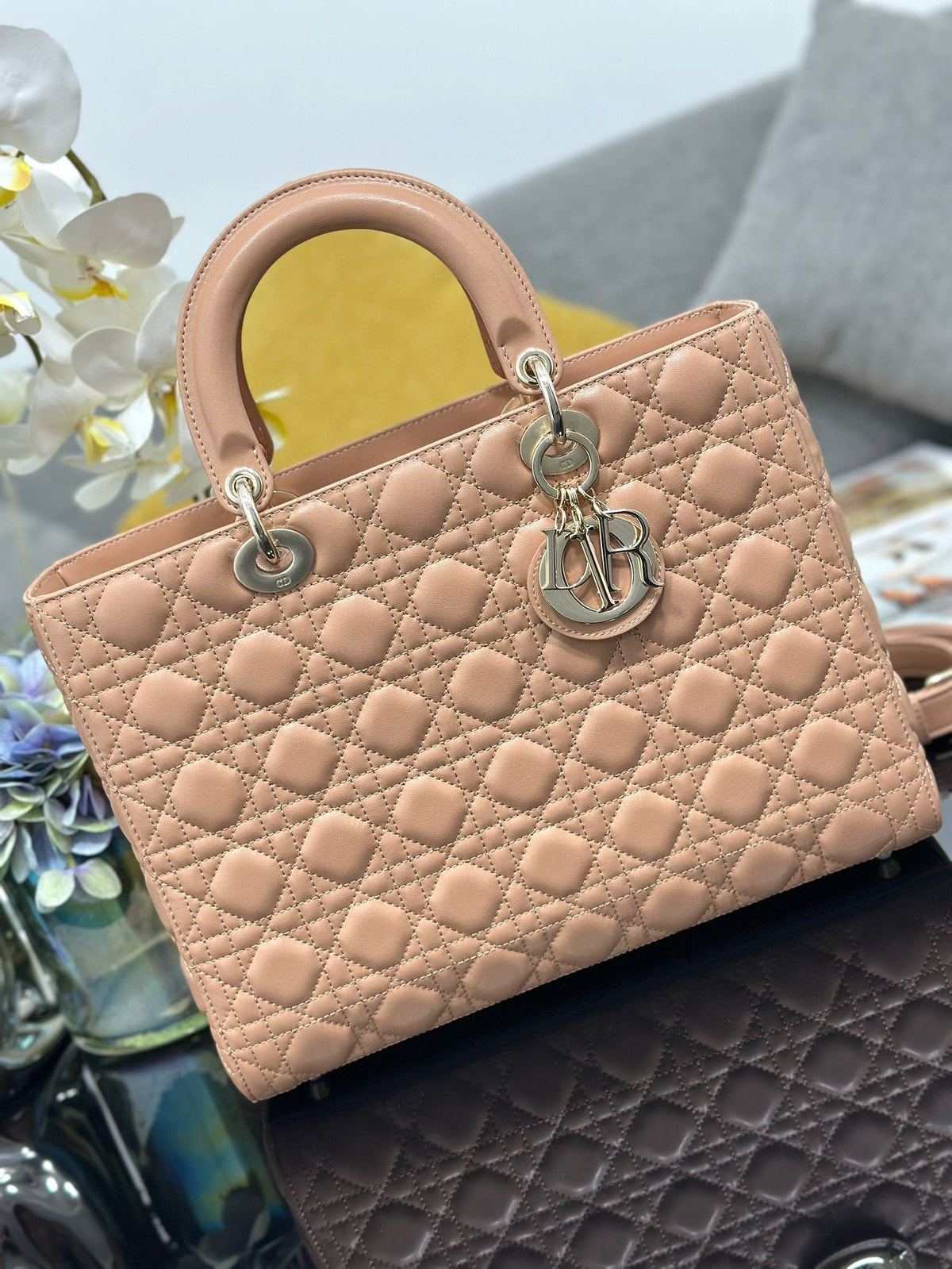 DIOR LARGE 32 LADY BAG IN PEACE LAMBSKIN WITH GOLD HARDWARE