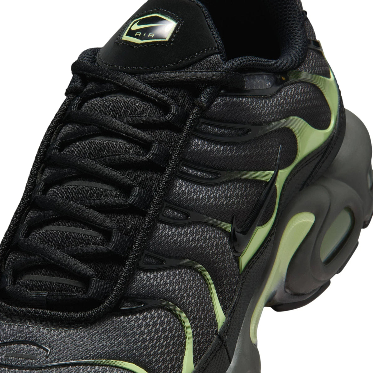 Nike Air Max Plus TN 'Iron Gray Light Liquid Lime Black' (2021)