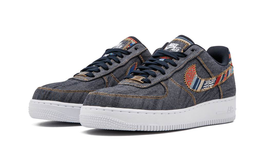 Air Force 1 07 LV8 "Dark Obsidian" 823511 402