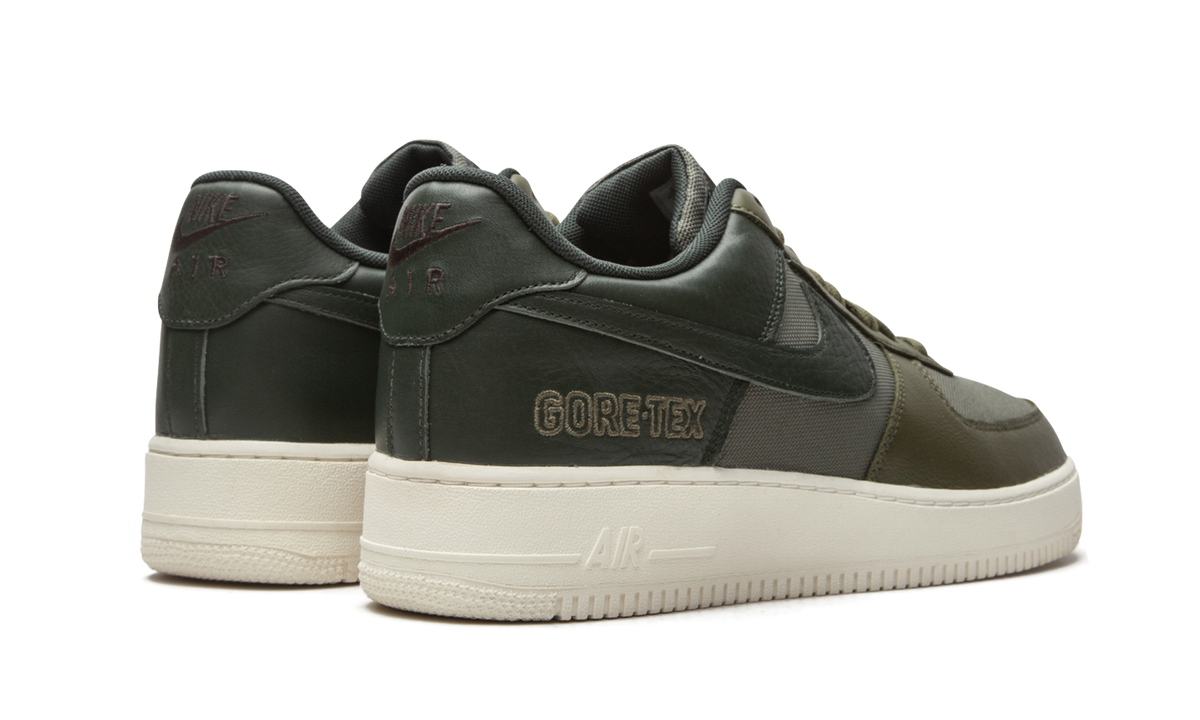 Air Force 1 Low Gore-Tex "Medium Olive" CT2858 200