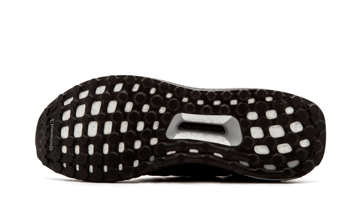 UltraBOOST "Triple Black 3.0" BA8920
