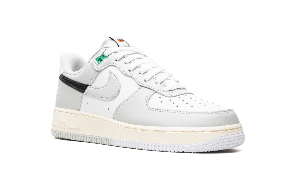 Air Force 1 Low "Split - Light Silver" DZ2522 001