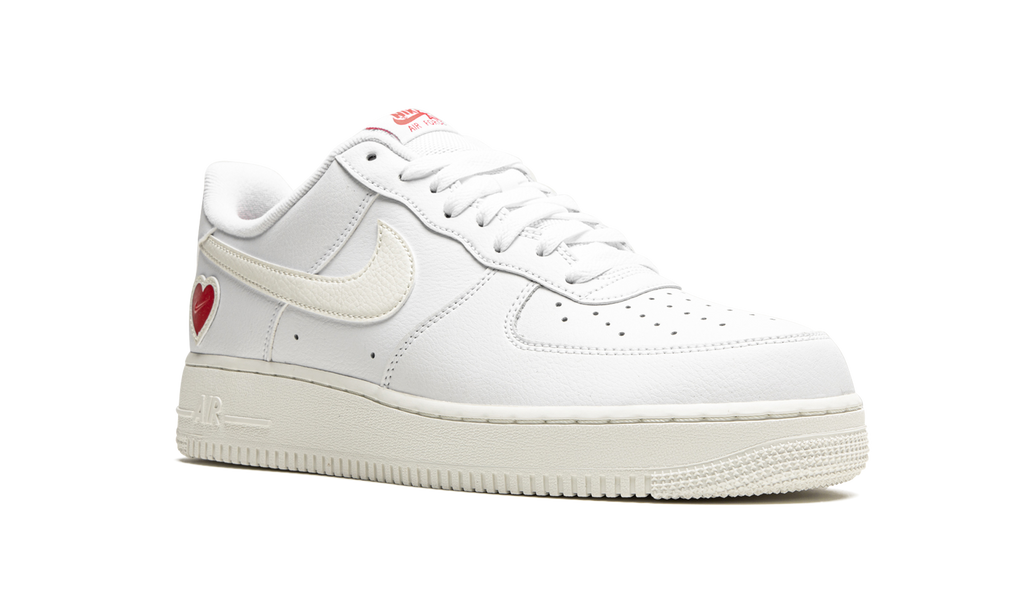Air Force 1 Low "Valentines Day 2021" DD7117 100