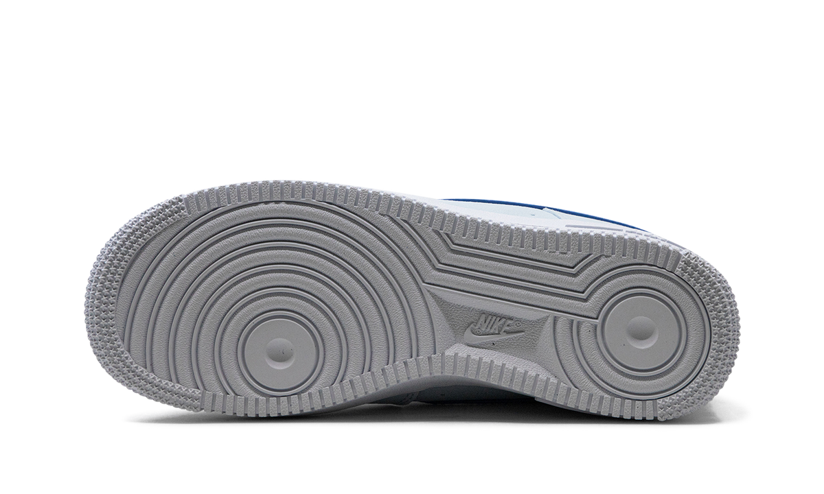 AIR FORCE 1 LO WMNS "Shades of Blue" FN7185 423