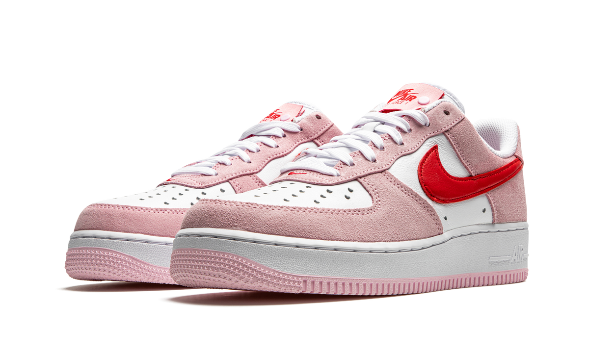 Air Force 1 Low "Valentine's Day Love Letter" DD3384 600