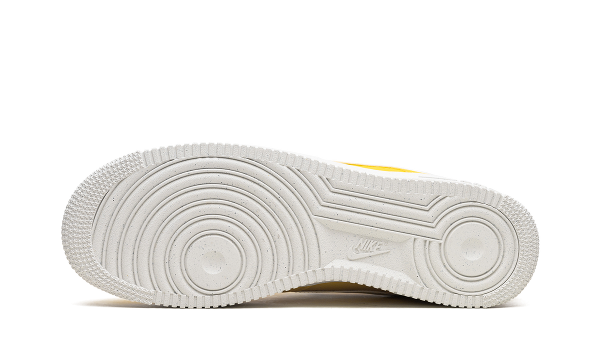 Air Force 1 Low '07 LV8 "Tour Yellow" DO9786 700