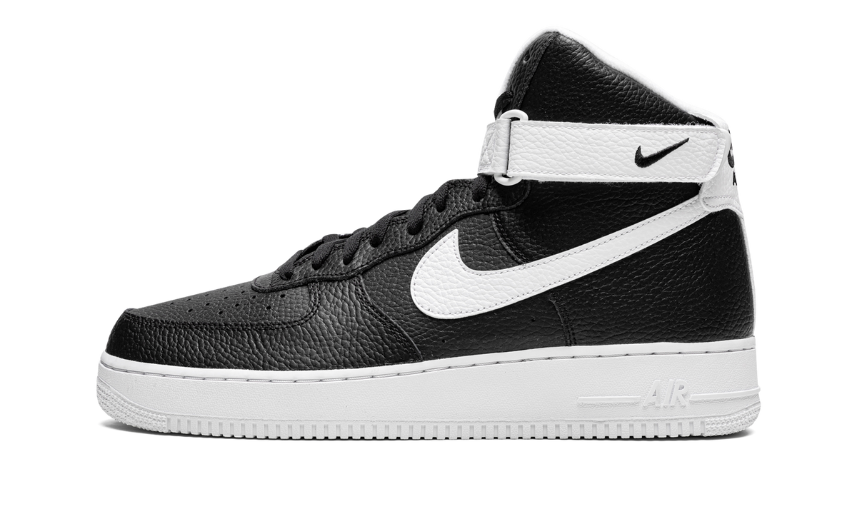 Air Force 1 High '07 "Black / White" CT2303 002