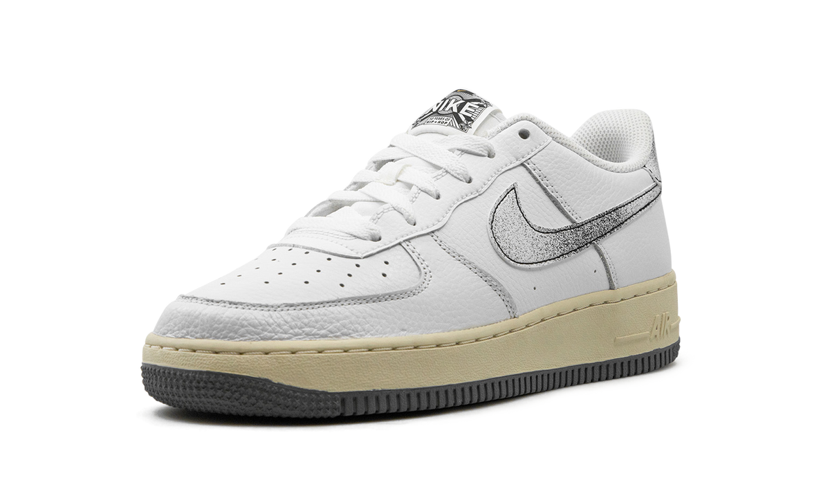 Air Force 1 Low LV8 3 "50 YEARS OF HIP-HOP" DX1657 100