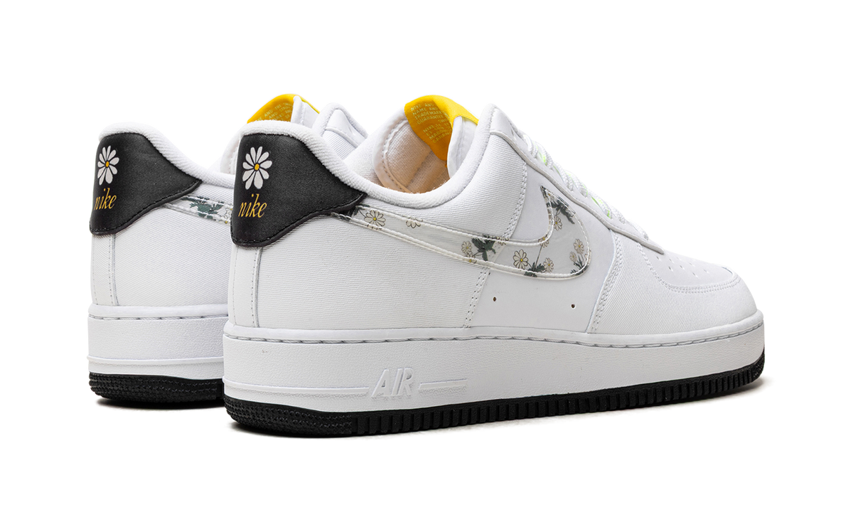 Air Force 1 "Daisy" CW5571 100
