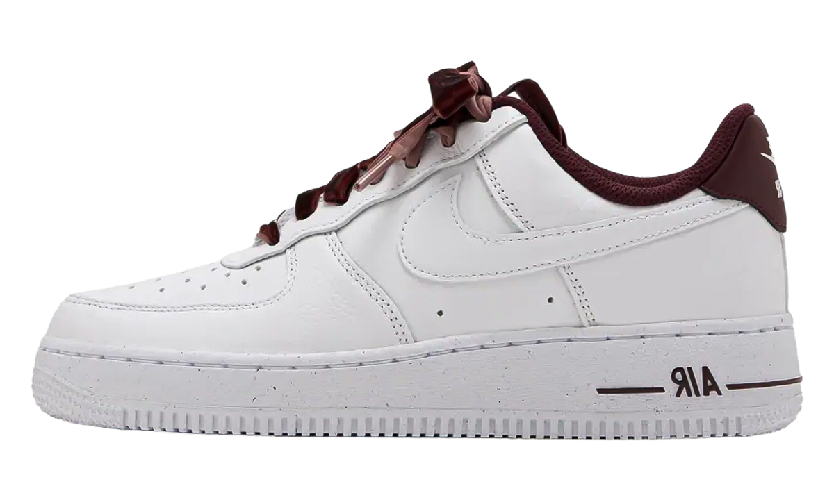Air Force 1 Low '07 Vintage WMNS "White Burgundy Crush" HV4403 600