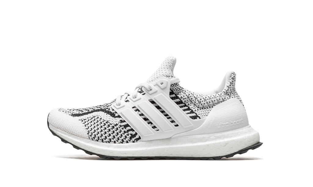 Ultraboost 5.0 DNA GS "White Black" GX2562