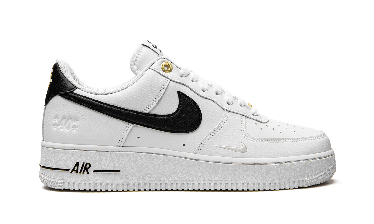 Air Force 1 ’07 LV8 "White / Black" DQ7658 100