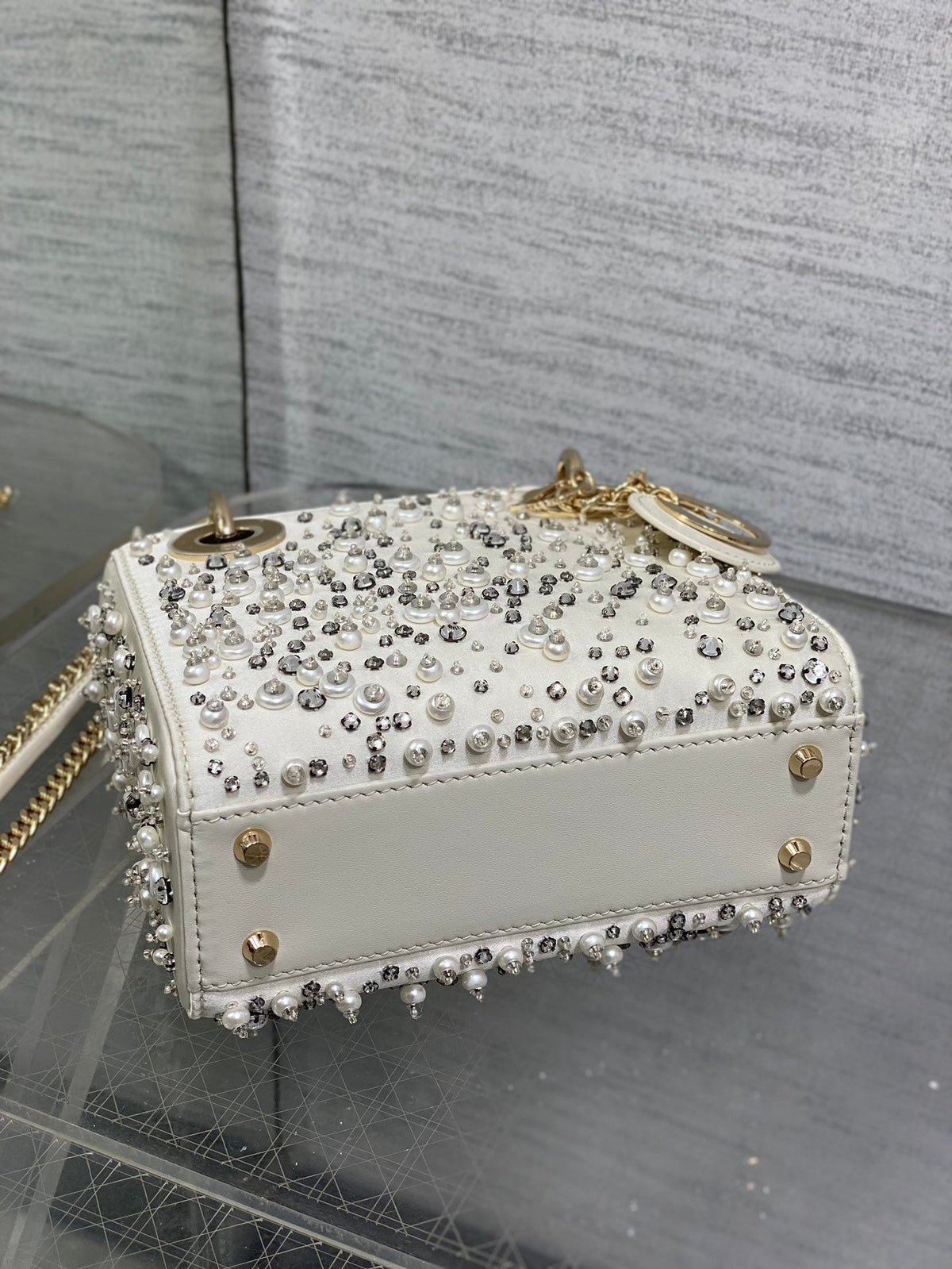 DIOR MINI 17 LADY BAG IN WHITE SATIN EMBROIDERED WITH BEADS 226310