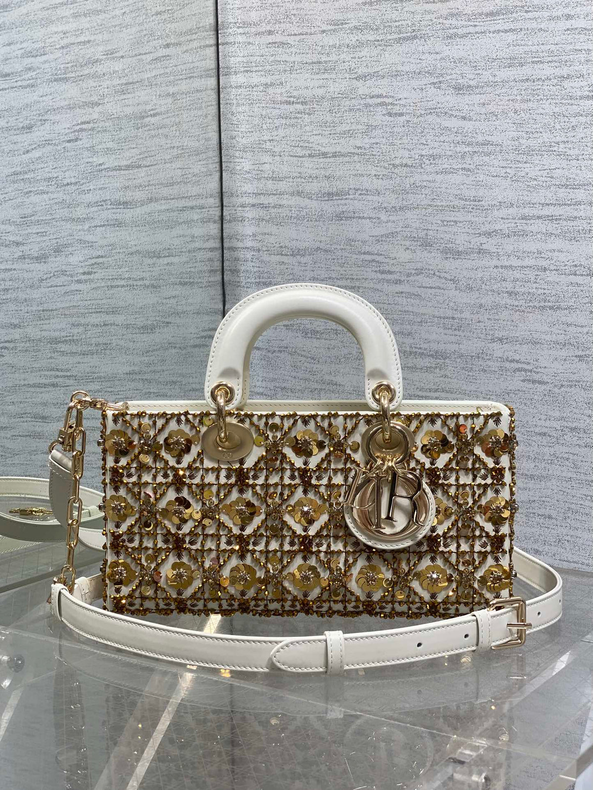 DIOR 25S SMALL LADY - JOY BAG 26 IN LATTE CANNAGE CALFSKIN WITH SPARKLING
