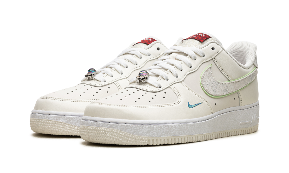 Air Force 1 "Year of the Dragon" FZ5052 131