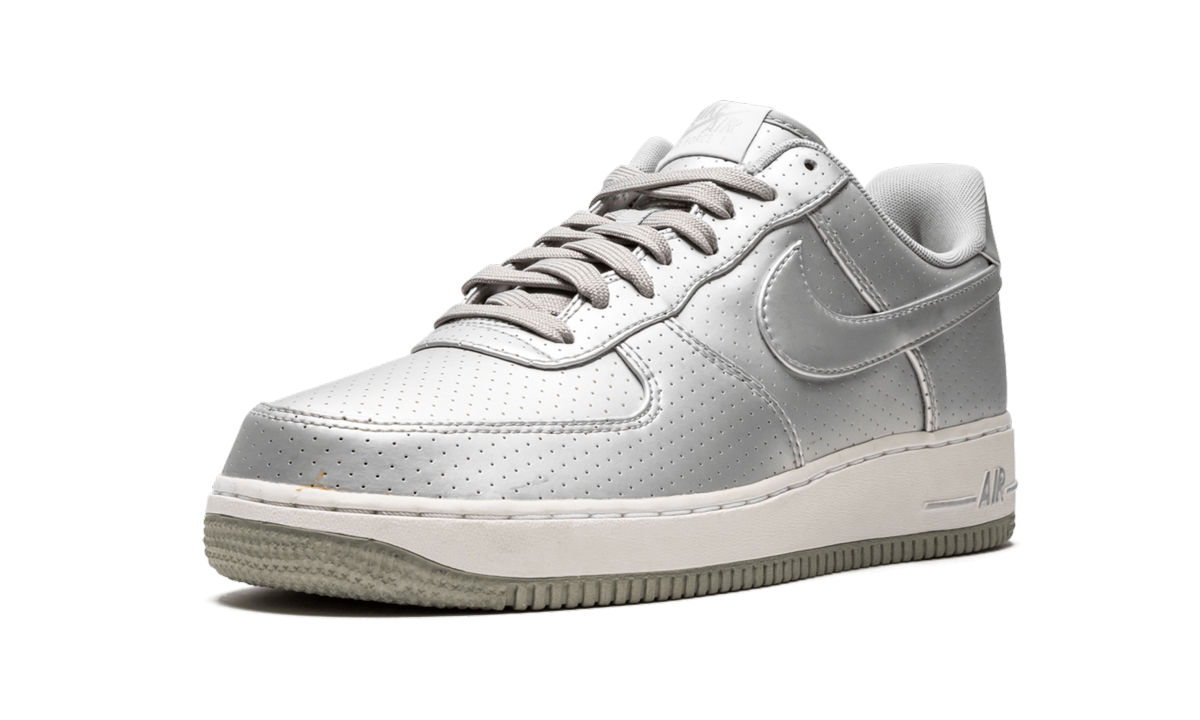 Air Force 1 '07 LV8 "SILVER" 718152 013