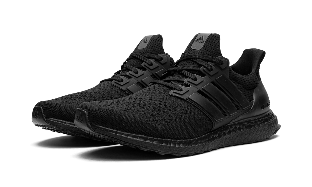 Ultraboost 1.0 DNA "Triple Black" HQ4199