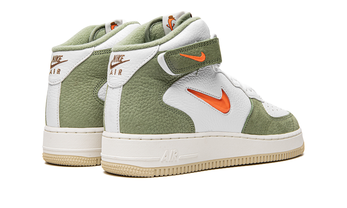 Air Force 1 Mid QS "Jewel Oil Green" DQ3505 100