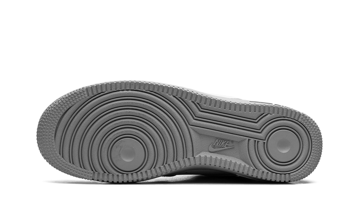Air Force 1 07 "White Light Smoke Grey" HV6418 100