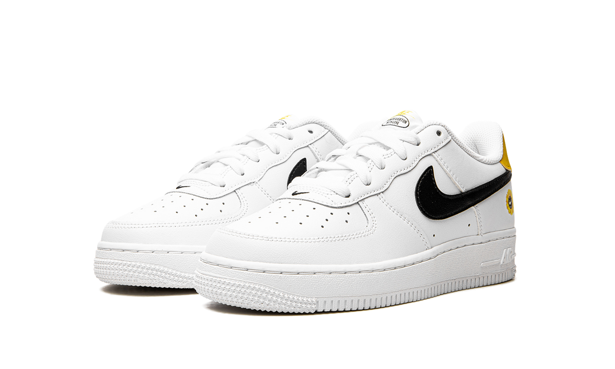 AIr Force 1 LV8 (GS) "Have a Nike Day - Daisy" DM0983 100