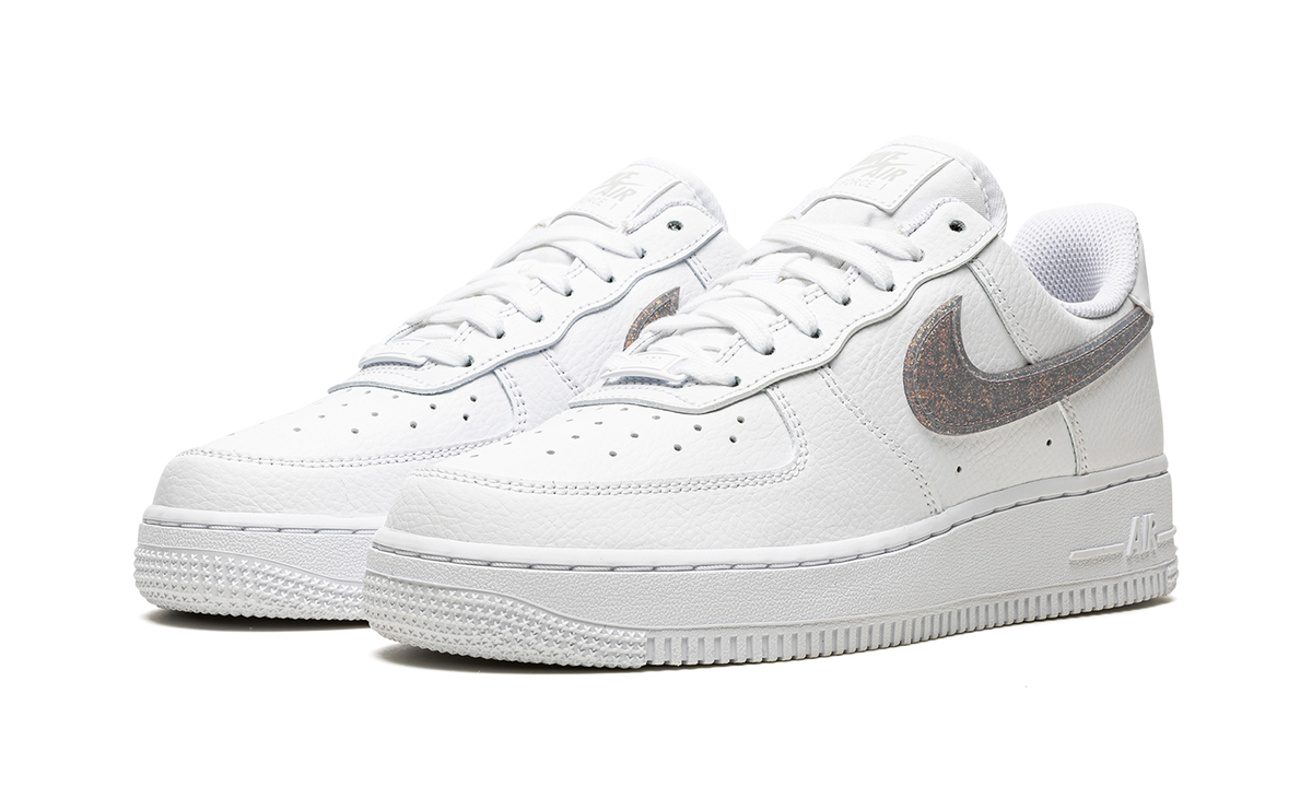AIR FORCE 1 '07 ESS WMNS "Glitter Swoosh - Canyon Purple" DH4407 102