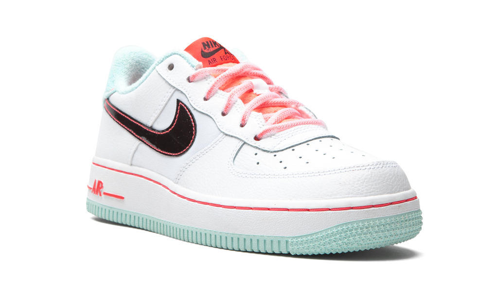 Air Force 1 '07 LV8 GS "White / Atomic Pink" DD7709 100