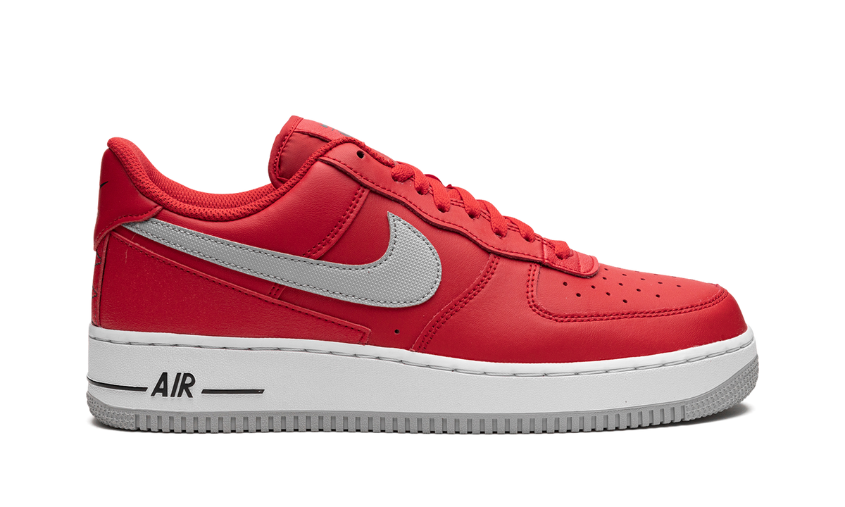 Air Force 1 Low Technical Stitch "University Red Light Smoke Grey" DD7113 600