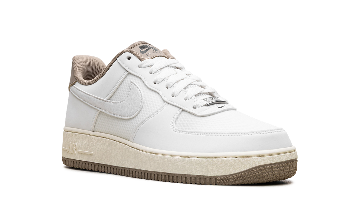 Air Force 1 Low '07 LV8 "Summit White Khaki" FZ5225 100