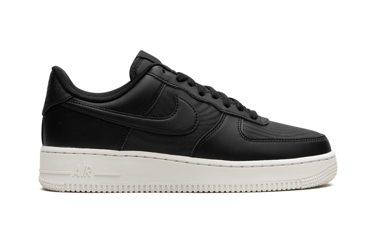 Air Force 1 Low "Black - Nylon" FB2048 001