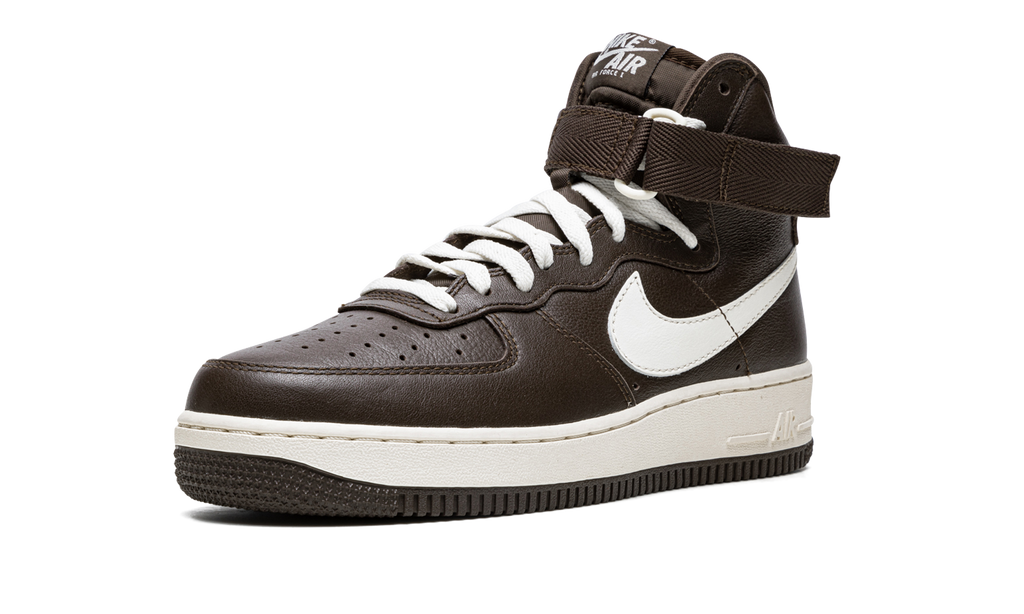 Air Force 1 HI Retro QS "Chocolate" 743546 200