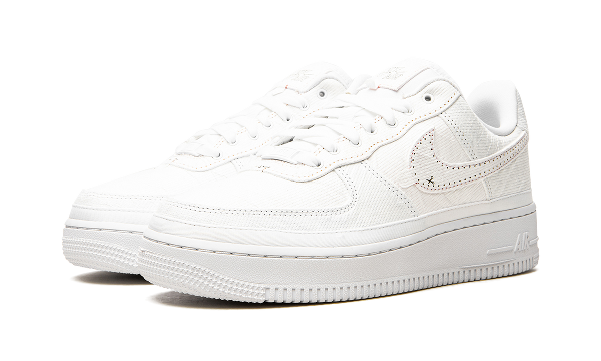 AIR FORCE 1 LO LX WMNS "Reveal" CJ1650 101