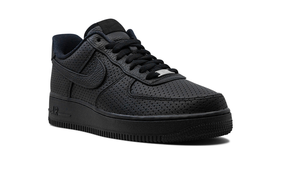 Air Force 1 Low SP "Triple Black Perforated" HF8189 001