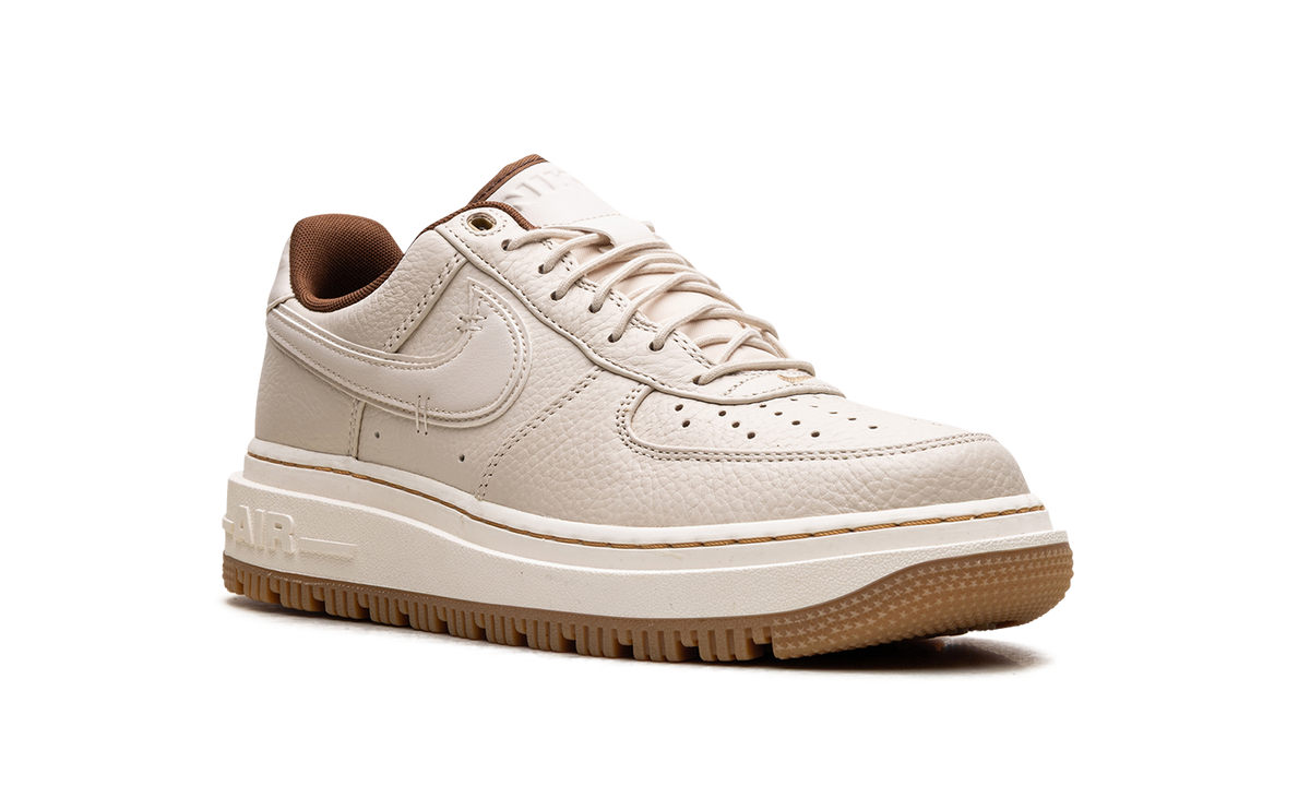 Air Force 1 Low "Luxe Pearl White" DB4109 200
